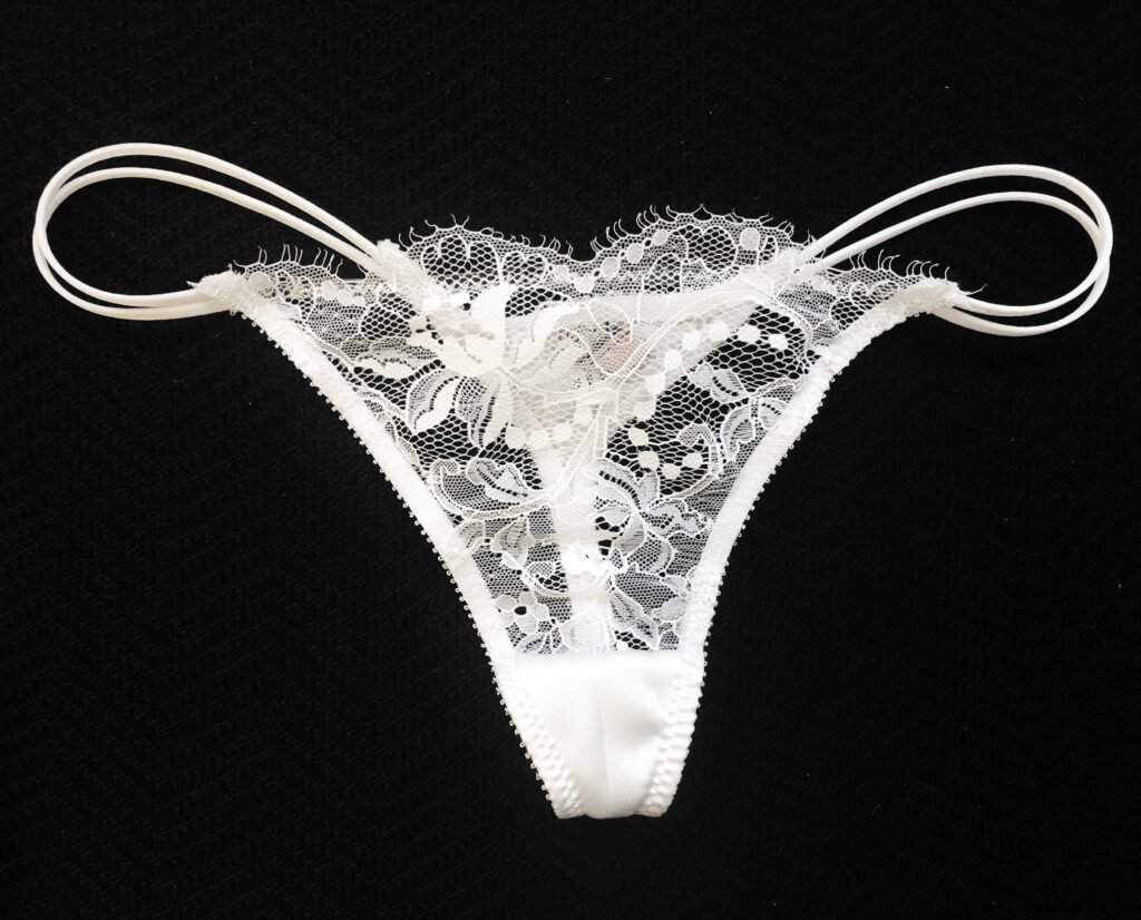 Bridal Panties Lace Thong In White Leavers Lace Marianna Giordana Paris