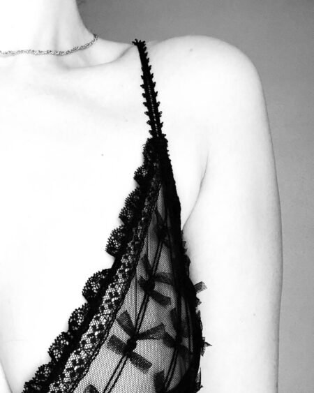 Transparent black lace bra with strap shape