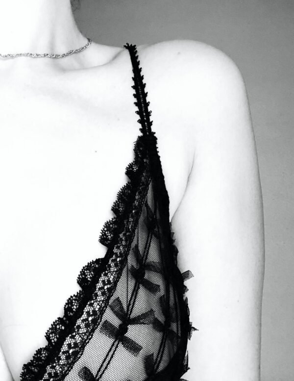 Transparent black lace bra with strap shape