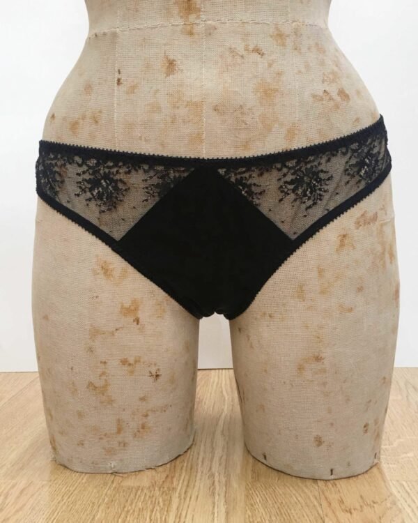 Black lace panties front