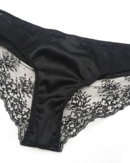Black sheer panties made in chantilly lace