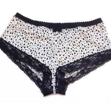 Boyshort panties in black and white stretch fabric and black lace edges