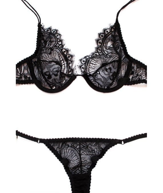 See through lingerie set made of a plunge bra and low waist panties front
