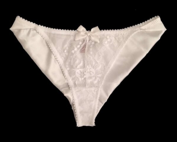 White silk french cut panties in white lace and big bow