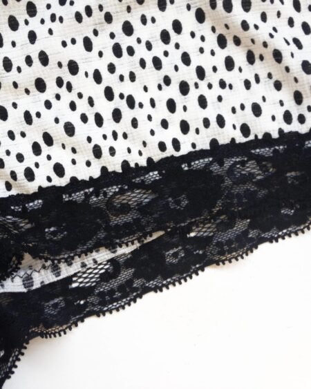 boyshort stretch printed fabric with black trim