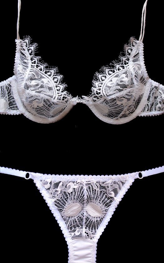 white lace lingerie set bra and panties