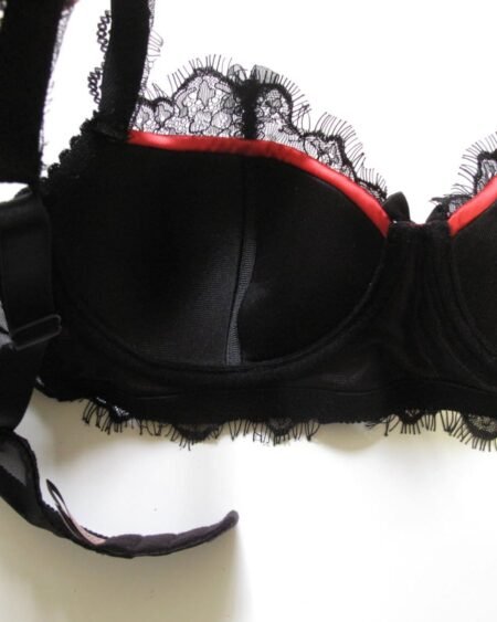 lingerie straps detail lace