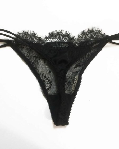 Sheer tong in black lace details of the back