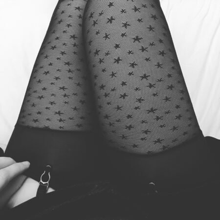 Star print black stockings