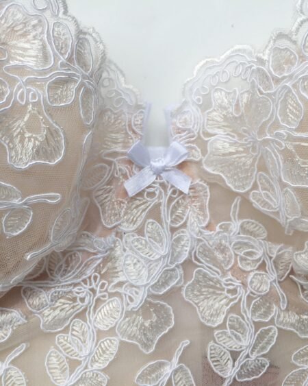 White luxury handmade bra in calais lace bow