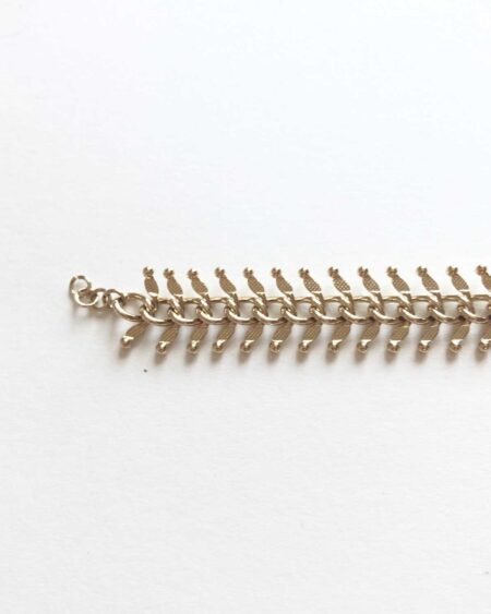 Fancy bracelet gold closure