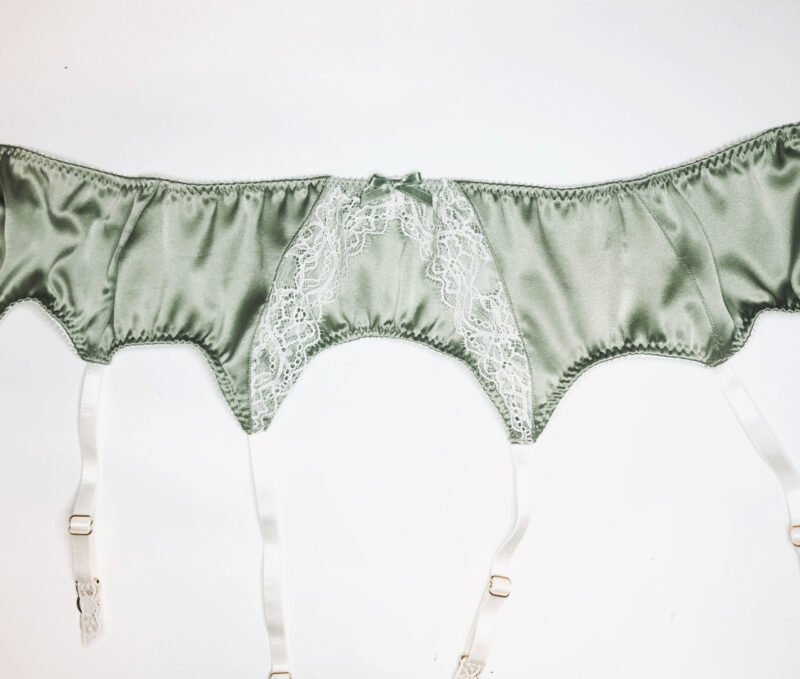 Green garter belt with ivory lace - Silk garter belt