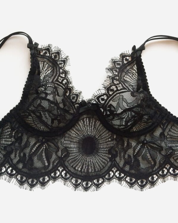 Black lace bra in black french chantilly lace lining in see-through tulle