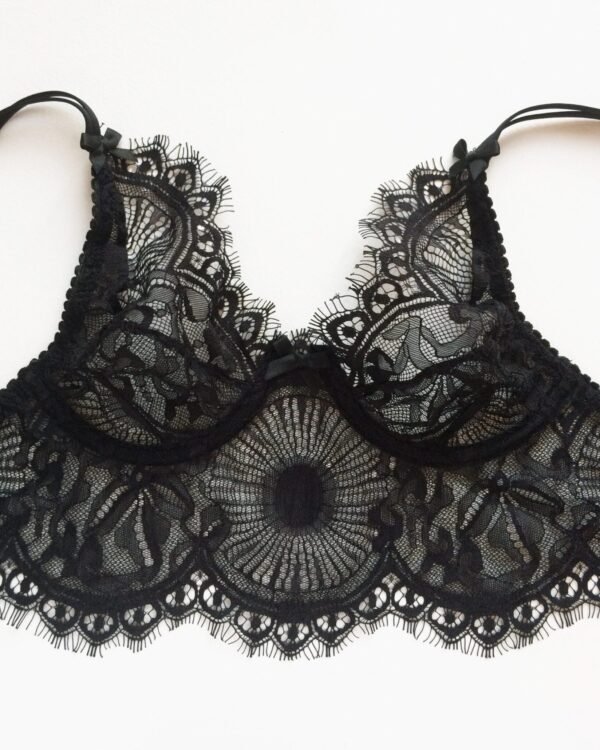 Black lace bra in black french chantilly lace lining in see-through tulle